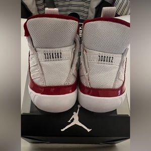 Jordan 11 crib shoe Cherry Red 3c